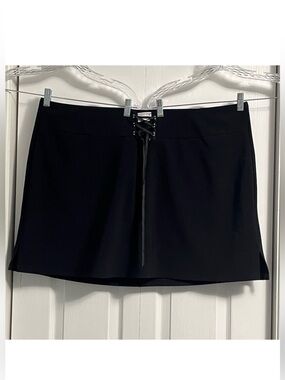 FASHION BUG Stretch skort with corset tie at waist plus size 26/28W vintage